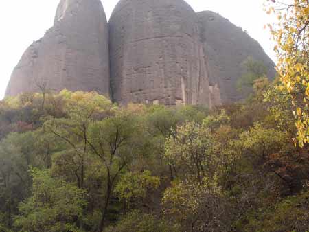 ���C��ɽʯ�����ȓp����(y��n)�� ��������ü��(�M�D)