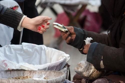 ��sС��������ֻ��Q�Ŕ��ИI(y��)�߹��Y�ȱ�ӆ��}���ǲ��е�����횽�Q�������������س�׌��,�Լ���(chu��ng)�I(y��)��С��I(y��)�l(f��)չ����ӴεĆ��}