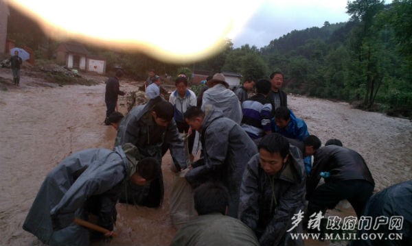 ���e�(zh��n)�����Ԯ���(du��)�ھȞ�(z��i)һ���cȺ��һ�������o(h��)·��