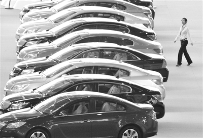 2011��9��14�������Kʡ�Ͼ��У�������ُ(g��u)�a(ch��n)Ʒչ�[��(hu��)����܇(ch��)�S�̬F(xi��n)��(ch��ng)չʾ����(w��)��܇(ch��)���D/CFP