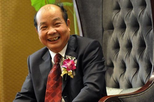 �������R�����L��ĸ�H�`��ǰ�¹򣺁����و�